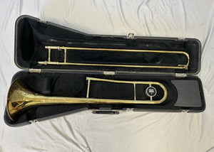 QUALITY KING U.S.A. MODEL 606 SLIDE TROMBONE + ORIGINAL CASE