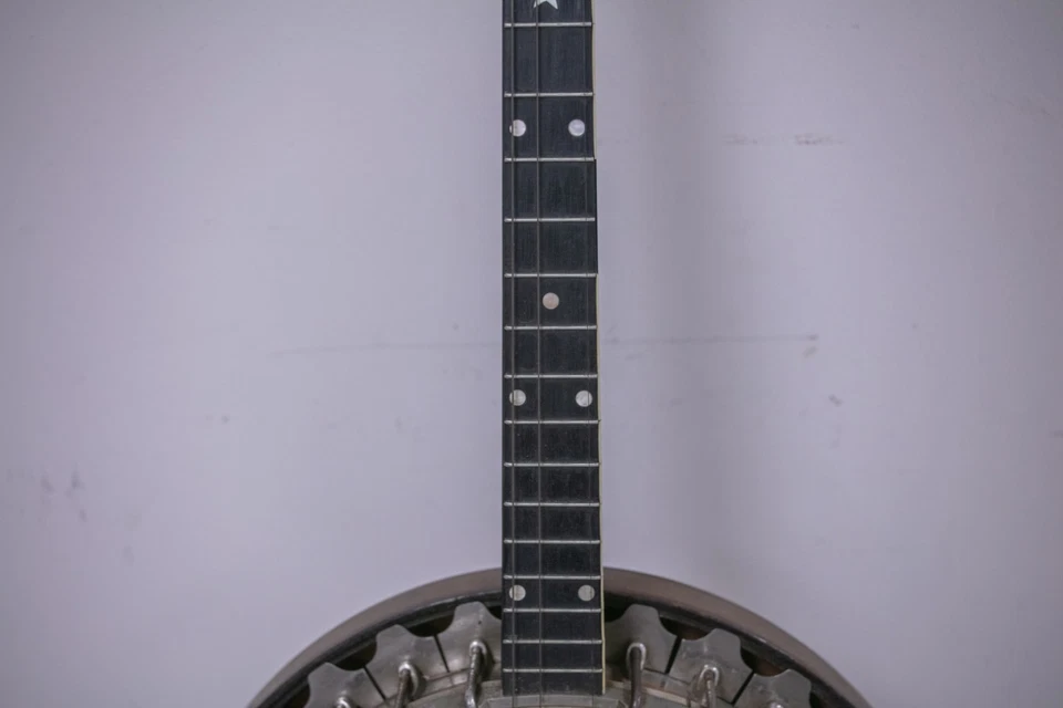 1925 - Vega Vegaphone Professional 28 Lug 4 String Resonator Tenor Banjo - AS-IS - Image 4 of 4