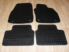 Car Mats for Vauxhall Astra Mk5 2004-09 Fitted RUBBER Car Mat Set Black