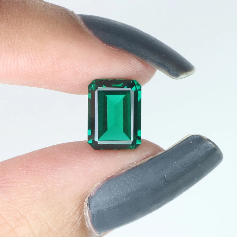 2.15 Ct Green Color Emerald Emerald Gemstone VS1 Clarity 9.00 MM GN59 - Image 3 of 4