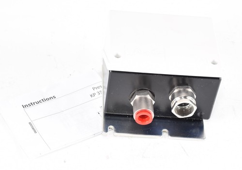 Interruptor de control de presión Ingersoll Rand 22505309 / Danfoss KP36 - Imagen 1 de 3