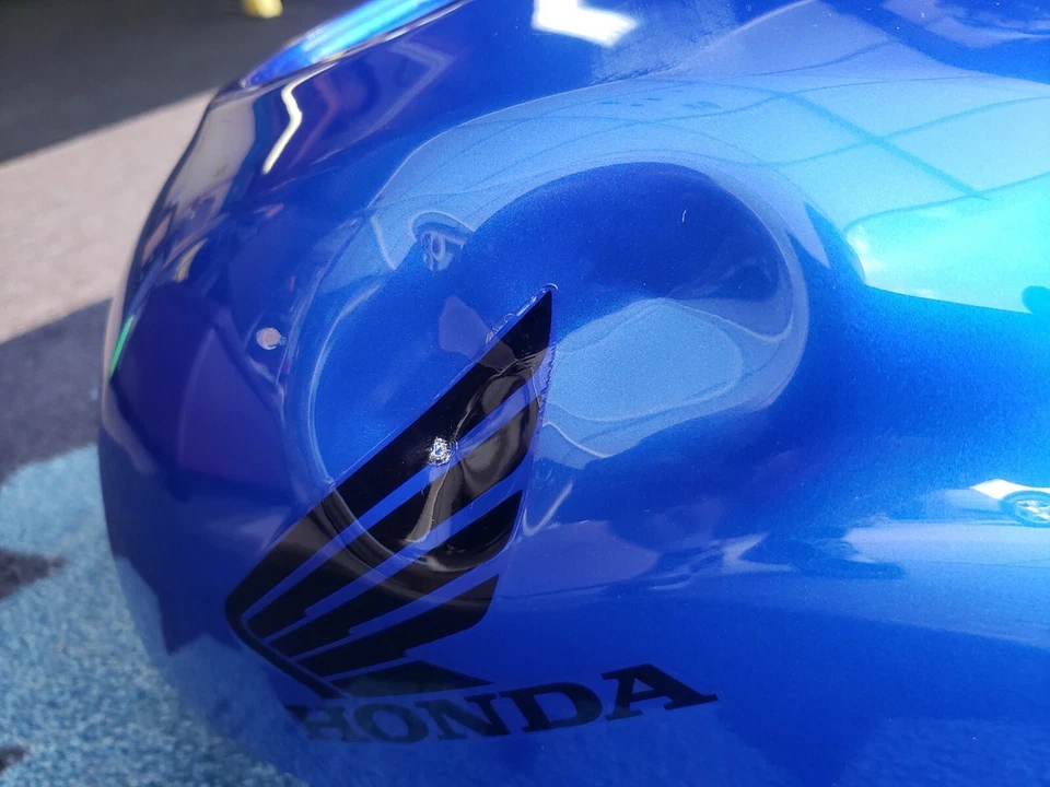 TANQUE DE COMBUSTIBLE REBEL 500 NÚMERO DE PIEZA ORIGINAL 17520-MKG-A10ZA CÓDIGO DE COLOR PB325 CMX500A Foto 4 de 4