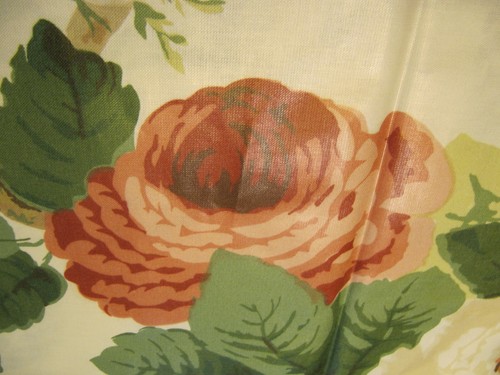 Travers "Autumn Rose" for Jean Monroe Design, 20"L x 54"W, Multicolored - Picture 4 of 8