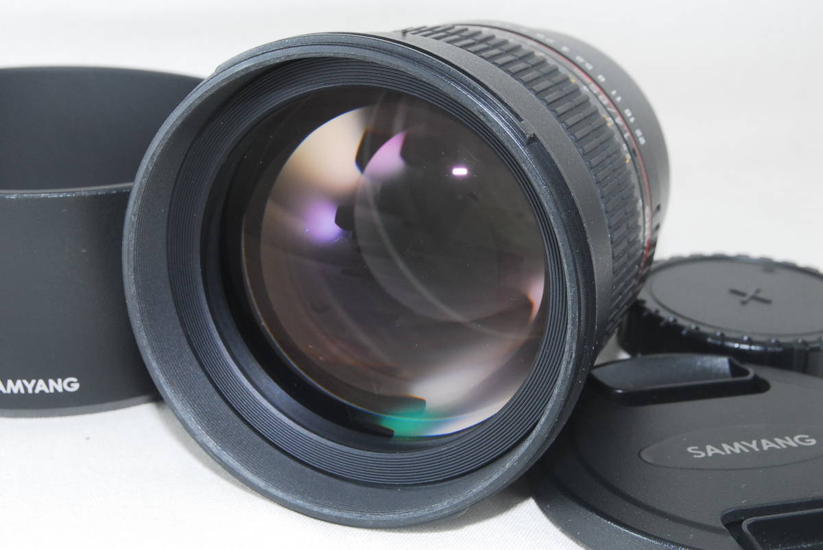 SAMYANG MF 85mm F1.4 AS IF UMC Camera Lens with Caps and SAMYANG MF 85mm F1.4 AS IF UMC Camera Lens with Caps and