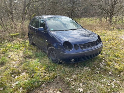 VW Polo 9N 1.2 orig KOTFLÜGEL VORNE LINKS blau 7D / B5N Bj. 2004