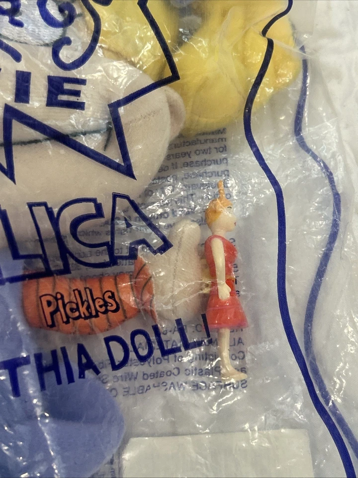 Muñeca de peluche Mattel Nickelodeon Rugrats Angelica Pickles 1998 sosteniendo Cynthia nueva Foto 2 de 4