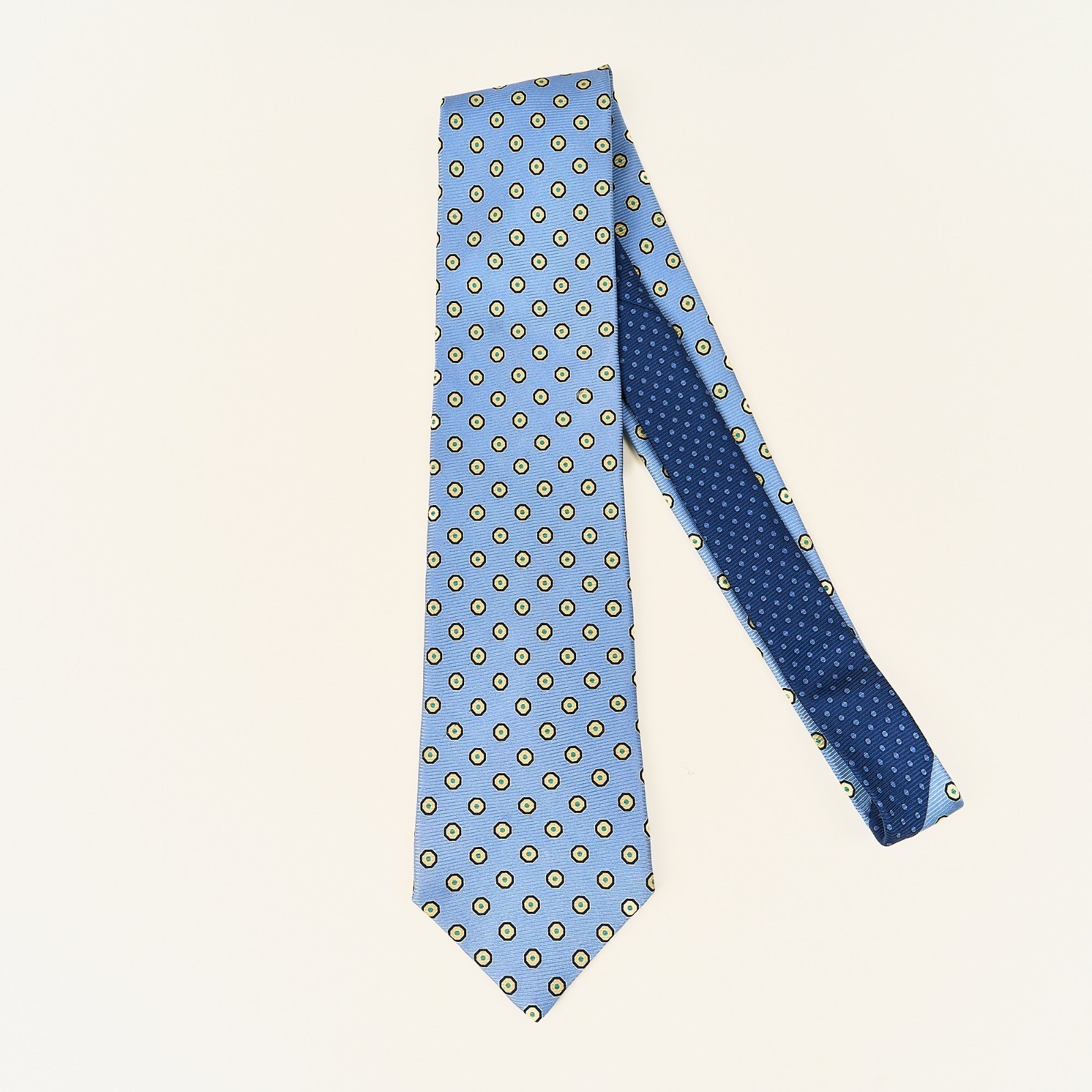 Vintage Tommy Hilfiger Silk Tie Light Blue Geometric Made in USA 3.75" x 59”
