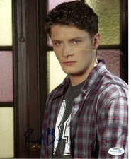 Brett Dier Signed Autographed 8x10 Photo Jane The Virgin ACOA
