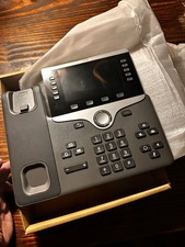 Cisco Corded VoIP/IP Business Desk Phone Corded Telephone with Handset, Gray