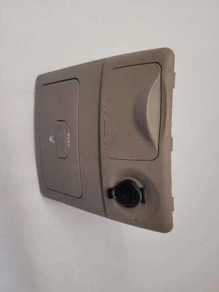 Consola KIA SORENTO 2007-2009 PORTAVASOS TRASERO BRONCEADO Foto 2 de 4