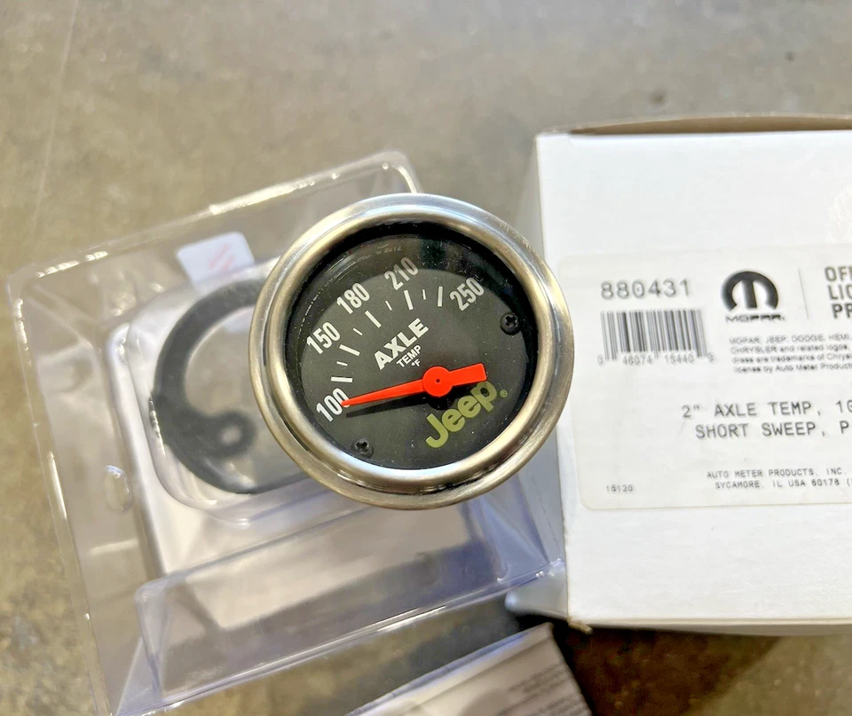 Auto Meter 880431 Officially Licensed Jeep Axle Temperature Gauge 2-1/16 Electri - Image 2 of 3