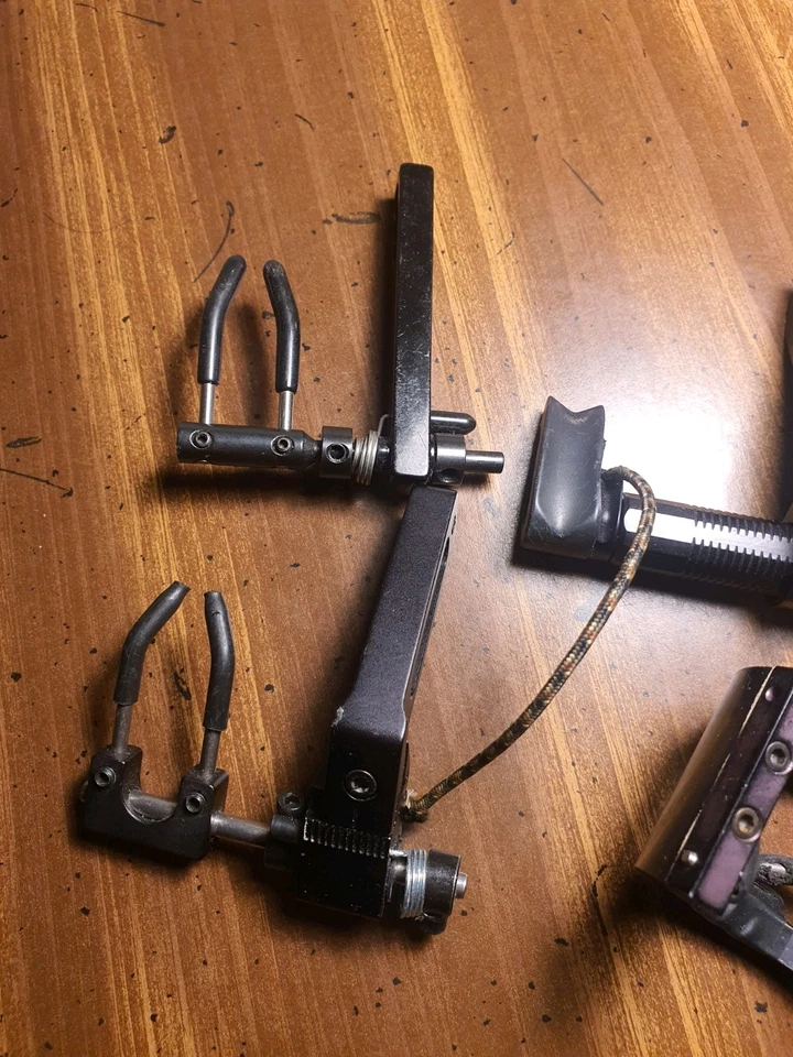 Achery Arrow Rest Lot - Image 3 of 4