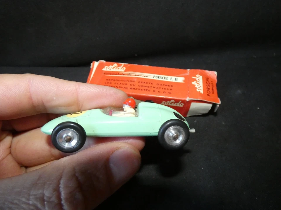 Voiture miniature Solido Porsche F2 nov38 - Photo 2/4