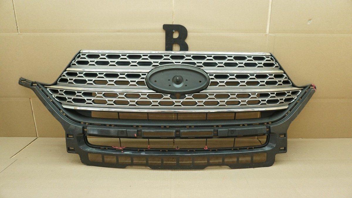 2020-2022 FORD EXPLORER XLT FRONT CENTER GRILLE ASSEMBLY OEM LB5B