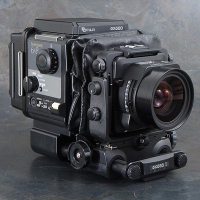 FUJI Fujifilm GX680II Professional 6x8 Camera w/ EBC 100mm f/4