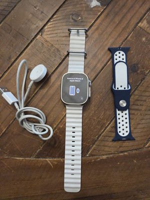 Apple Watch Ultra 49mm Titanium Case White Ocean Band + 
