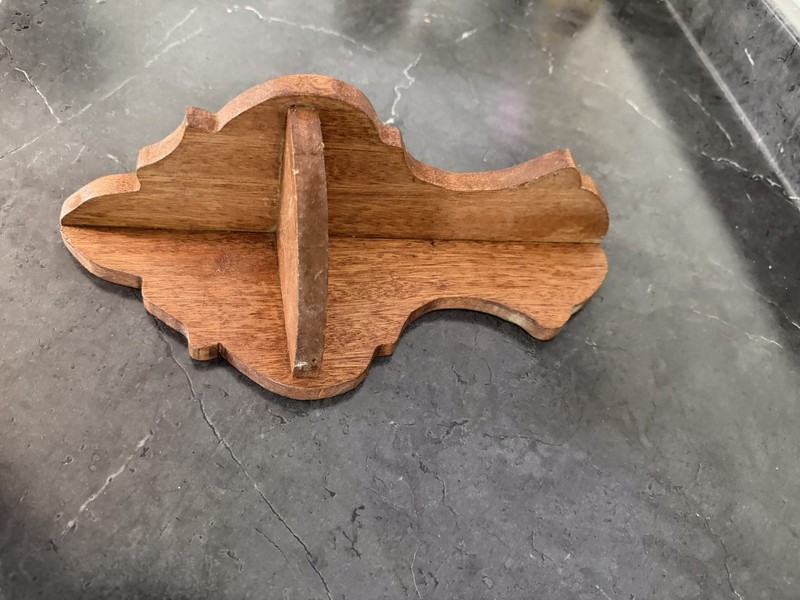 Small Corner Wall Shelf 13.5 X 6