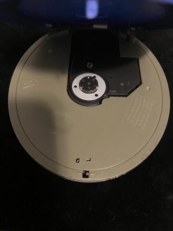 Reproductor de CD portátil AudioVox modelo DM8220S funciona suena muy bien Foto 2 de 4