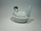 Westmoreland (?) Hen on Nest with Red Comb Vintage Covered Dish 5.5” White Glass