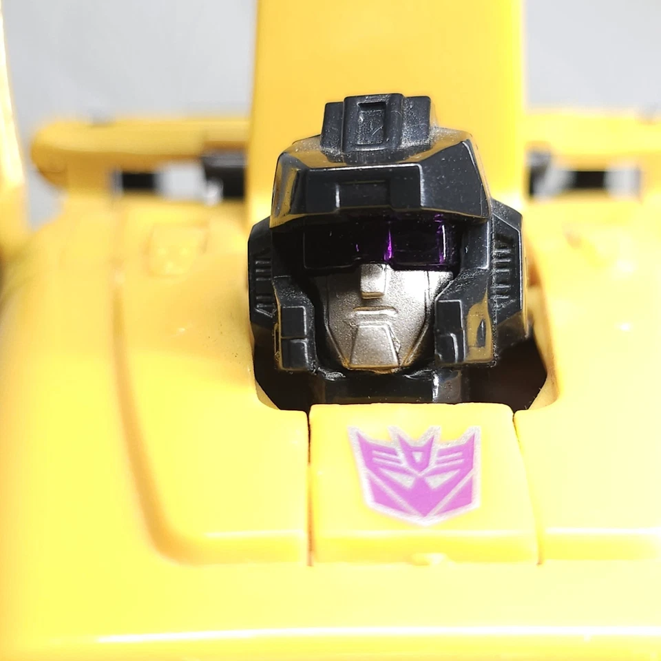 Transformers  Swindle Complete RARE Binaltech BT-09 2005 Takara Jeep Wrangler - Image 2 of 4