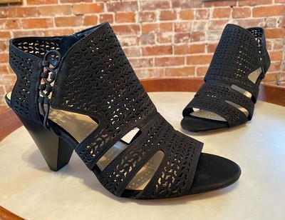 vince camuto esten perforated leather sandal