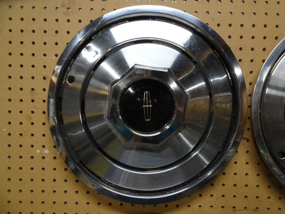 Lincoln Mark VI 1980-1988 Town Car 15" tapacubos cubierta de rueda juego de 4 OEM vintage Foto 2 de 4