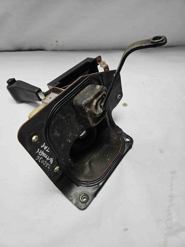 1994 95 96 ISUZU TROOPER Automatic 4X4 Floor Shifter - Picture 5 of 5
