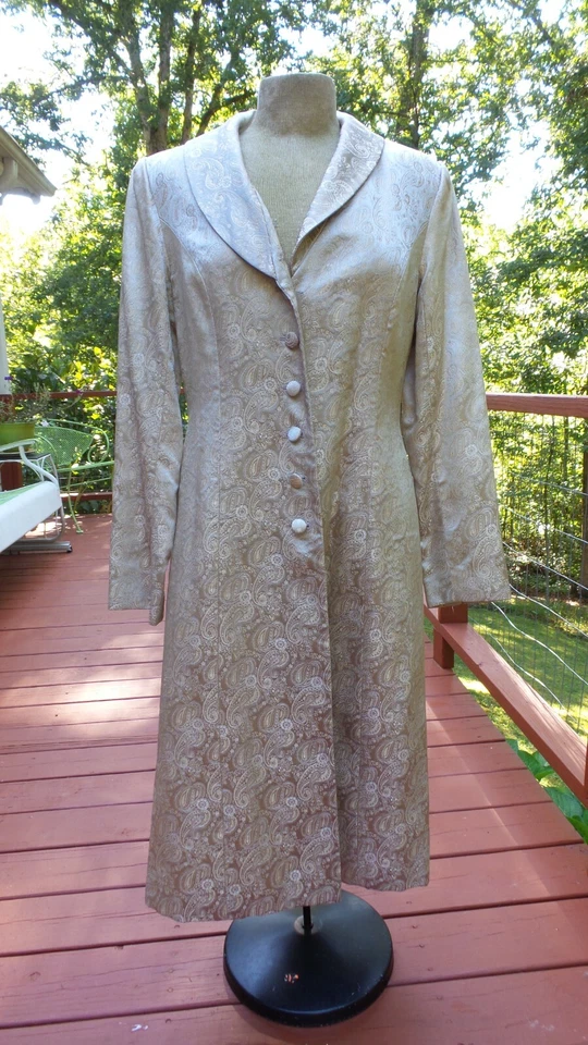 Abrigo Disfraz Halloween Estilo Steampunk Victoriano Brocado Dorado Talla M Foto 2 de 4