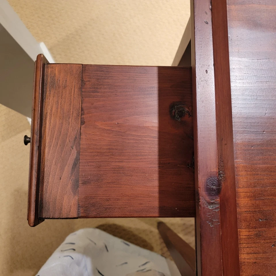 Mesa de té con bandeja de pino reproducción Stephen Von Hohen con portavelas Foto 3 de 4