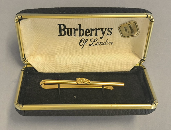 BURBERRY'S - Vintage Golden Tie Clip - With box