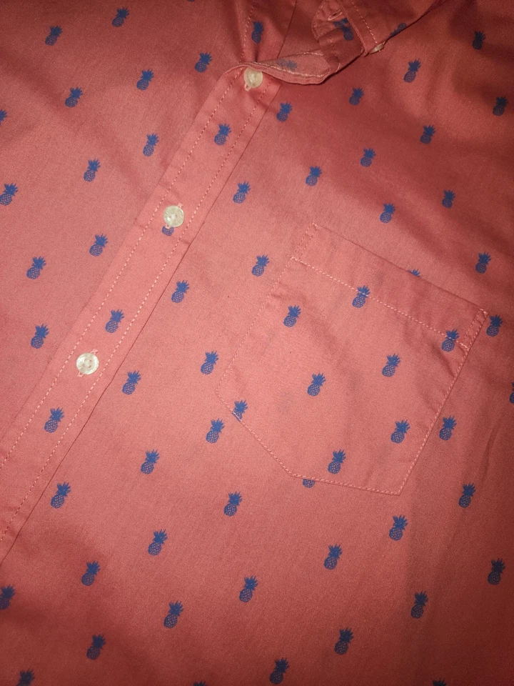 Camisa con botones de piña Izod para hombre talla XL Foto 3 de 4