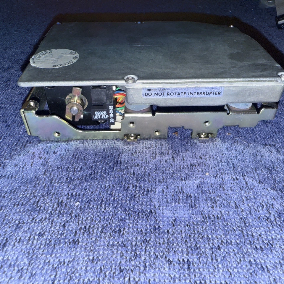 🍏 Apple 20MB Miniscribe 8425SA Hard Drive (Parts) - Image 4 of 4