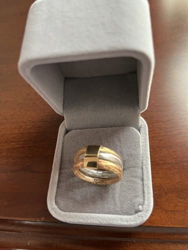 Tri Color Gold 14kT Pre Owned Ring Size 7 - Picture 5 of 20