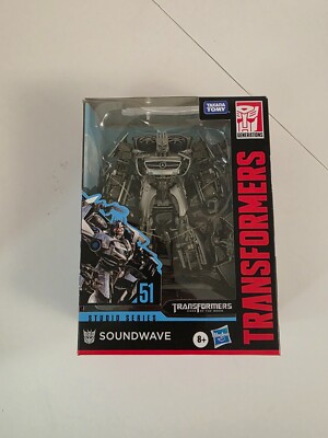 Transformers Studio Series #51: Soundwave (Takara Tomy) Delux class