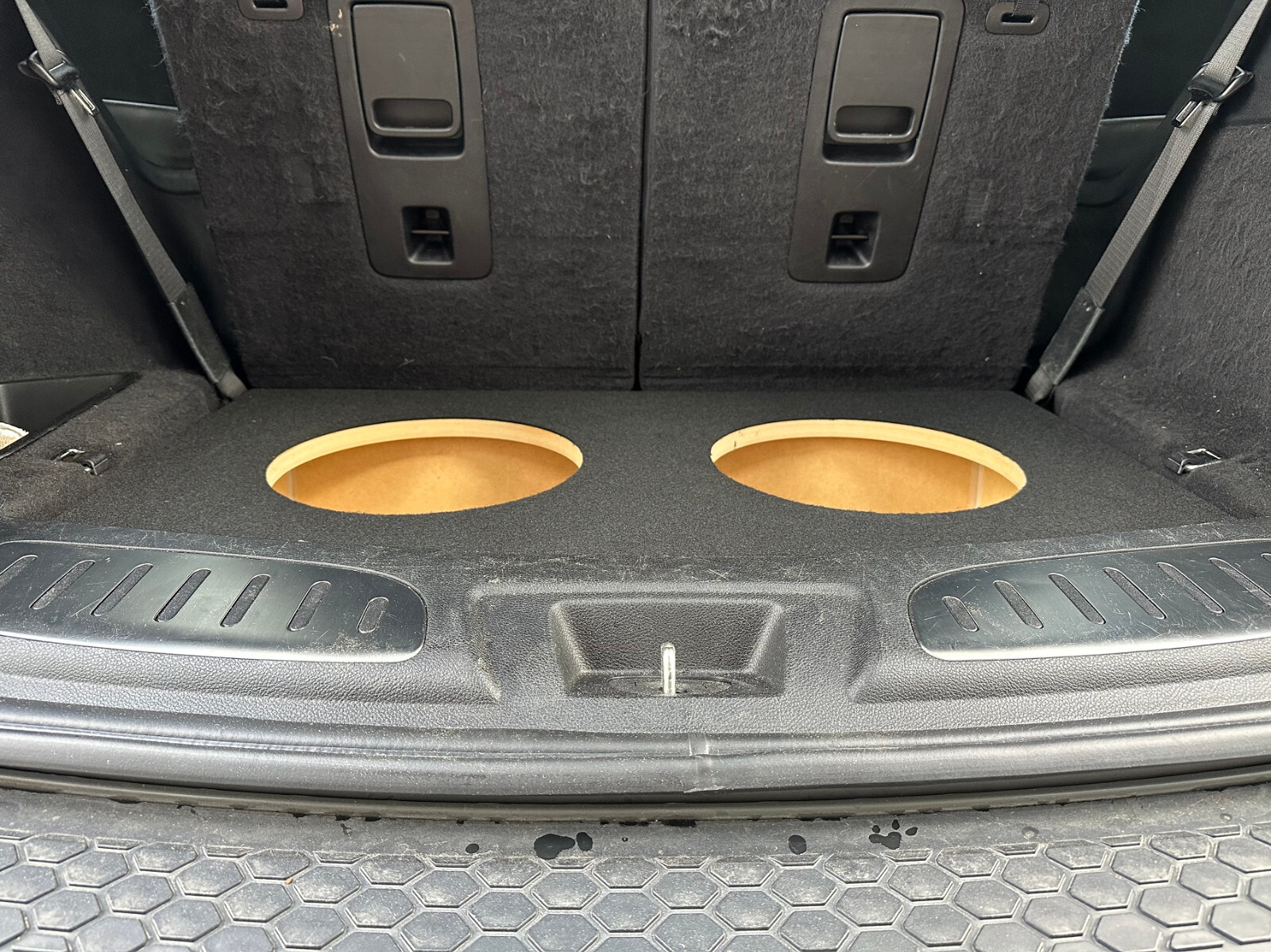 For a 2011+ Dodge Durango Custom Sub Box Subwoofer Enclosure Dual 12