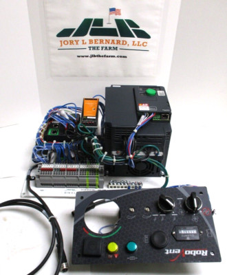 ALTIVAR 320 , ATV320U22S6C , ON PANEL , with ROBOVENT PANEL , USED