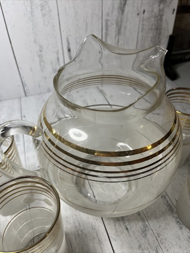 1950's VTG West Virginia Glass - "Frost Nip" Ball Cocktail Pitcher with Ice Lip. - Picture 3 of 14