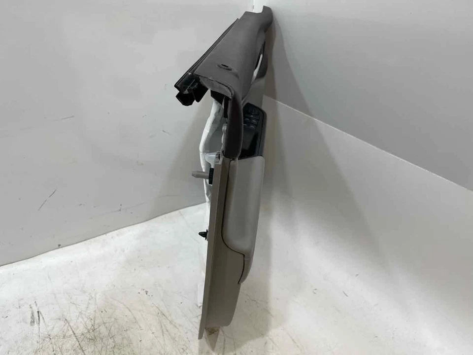 Panel de moldura de puerta del conductor delantero izquierdo GMC ACADIA 2017 2018 cuero cacao/gris OEM Foto 3 de 4