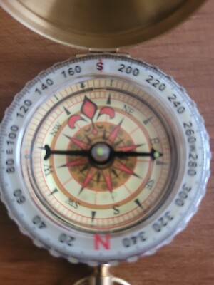 1pc Copper  Compass Tool Luminous Dial With Flip Protective Cover. 