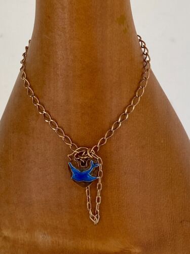 9ct solid gold bluebird charm heart padlock bracelet. Child 16 cms. Adjustable - Picture 3 of 11