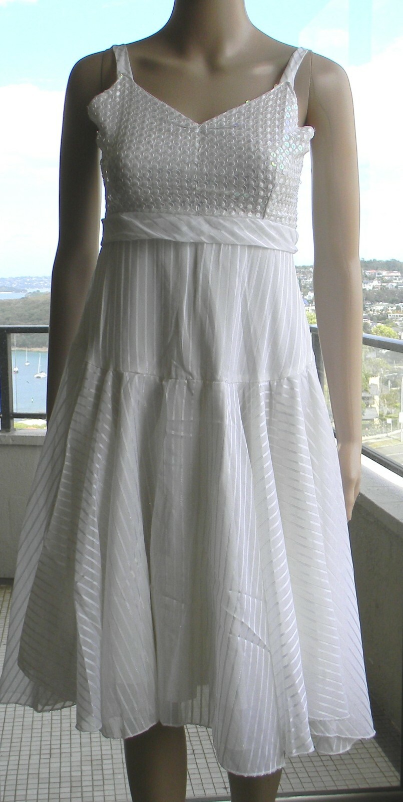 Picture 4 of 10