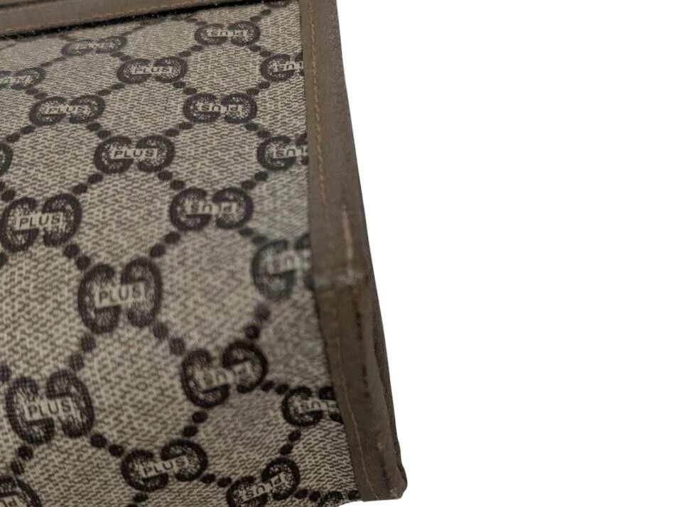 Gucci GG Plus Clutch Bag Second Bag Beige PVC Leather Made in Italy - Image 4 of 4