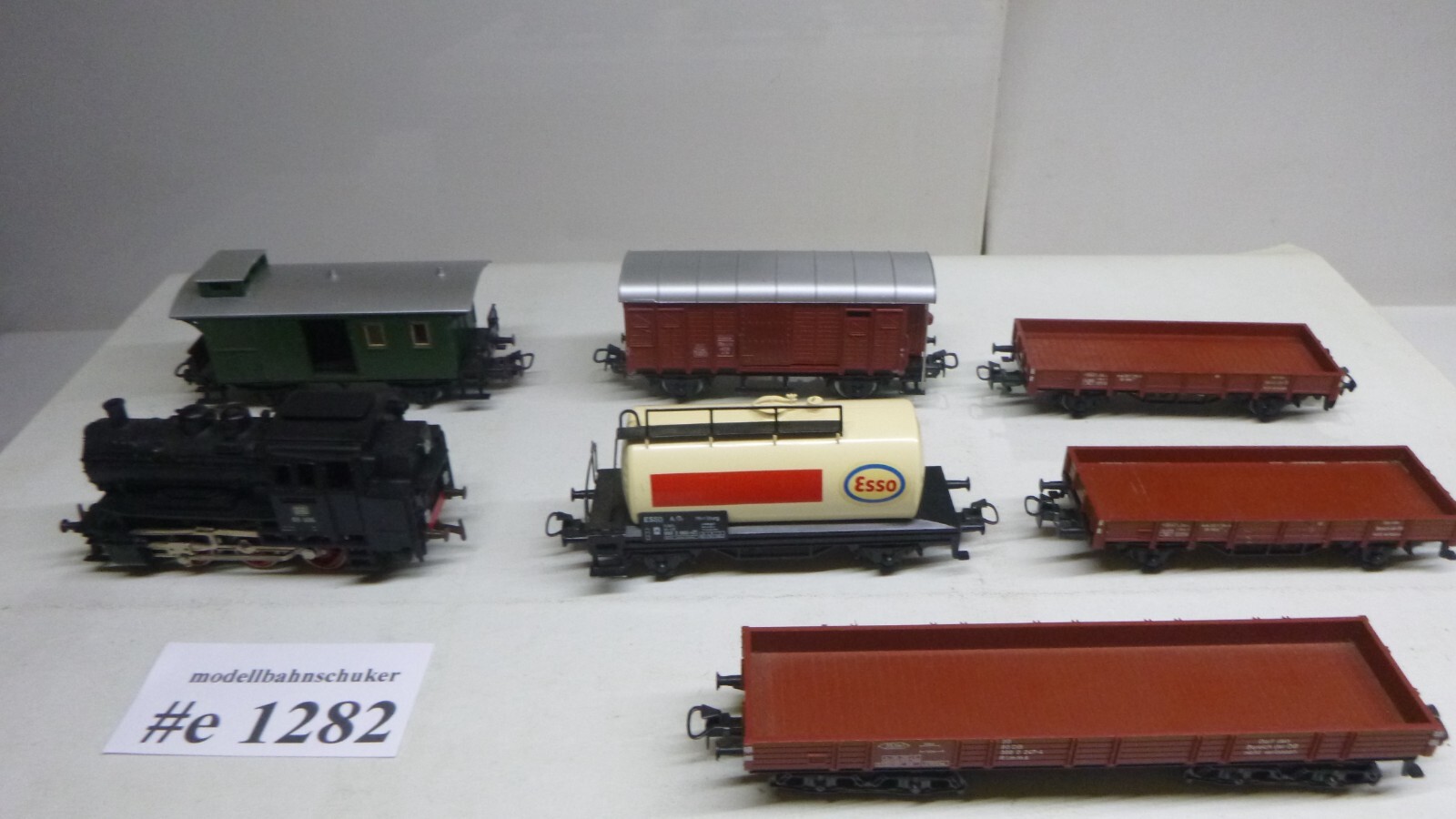 Picture 1 of 24