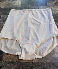 VINTAGE BALI GRANNY PANTIES  SIZE 8. TAN