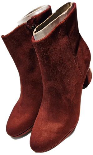 CALVIN KLEIN Burgundy/ Maroon Sueded Soft Ankle Boots Heels Zip Size 8 NEW - Picture 3 of 7