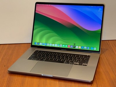 MAXED!! Apple MacBook Pro 16'' 6-Core i7 Retina + TouchBar + 32 GB RAM + OS 2025!