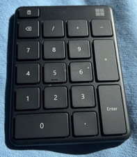 Microsoft Bluetooth Number Pad, Numeric Keypad - 18 key - Glacier, Black