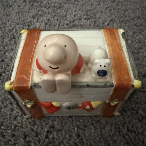 Ziggy Small Lidded Ceramic Trinket Box Rectangle White Brown Red