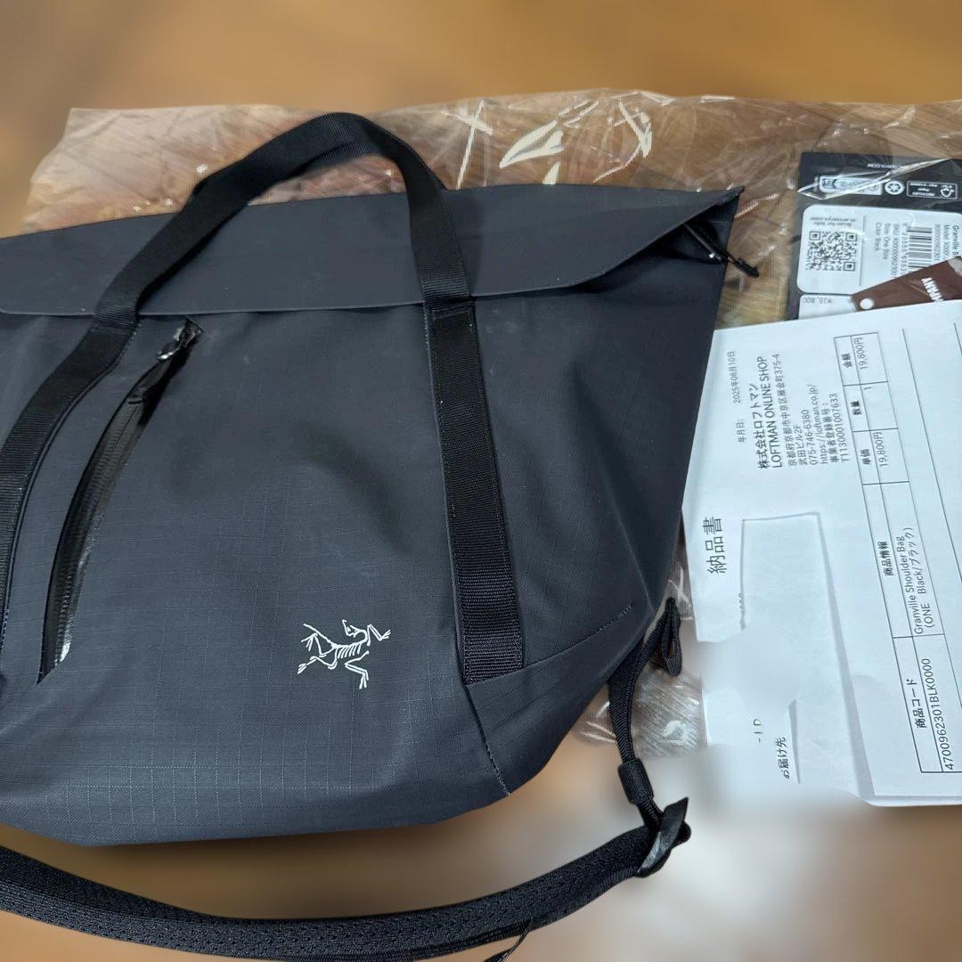 【新品】ARC'TERYX / GRANVILLE SHOULDER BAG 81lu8ZtXOkL.jpg_BO30,255,255,