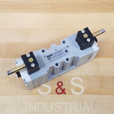 Parker H22VXBG0B9C Double Solenoid 2-Position Valve - USED